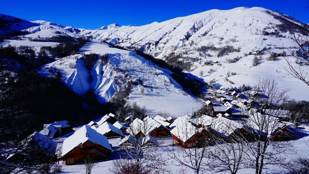 Residence Goelia Les Chalets Des Ecourts Сен-Жан-д'Арв Экстерьер фото